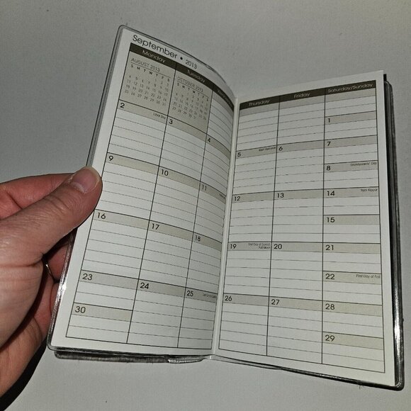 Sept 2013-Dec 2014 Horse Pocket Calendar Lot Prop (dates line up with 2024/2025) - Picture 4 of 10